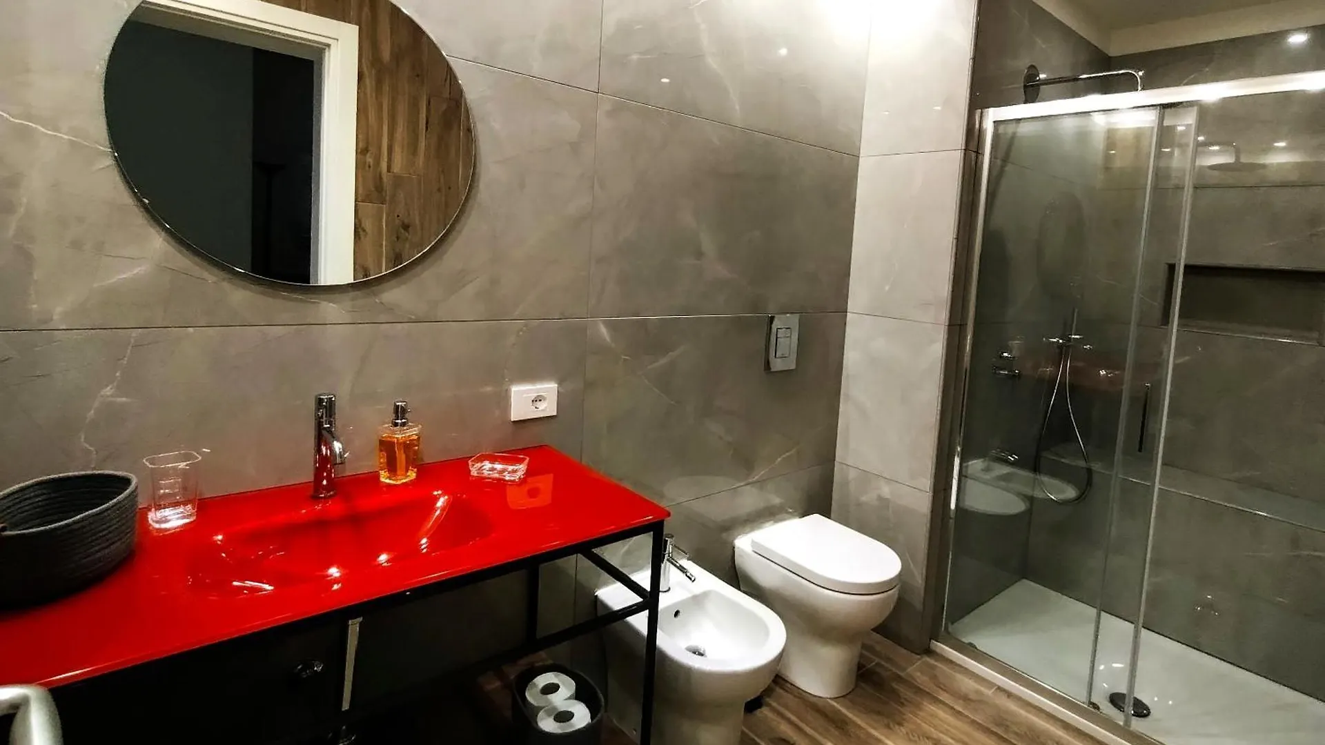 Domus Vetriera Apartment Palermo 0*,  Italy