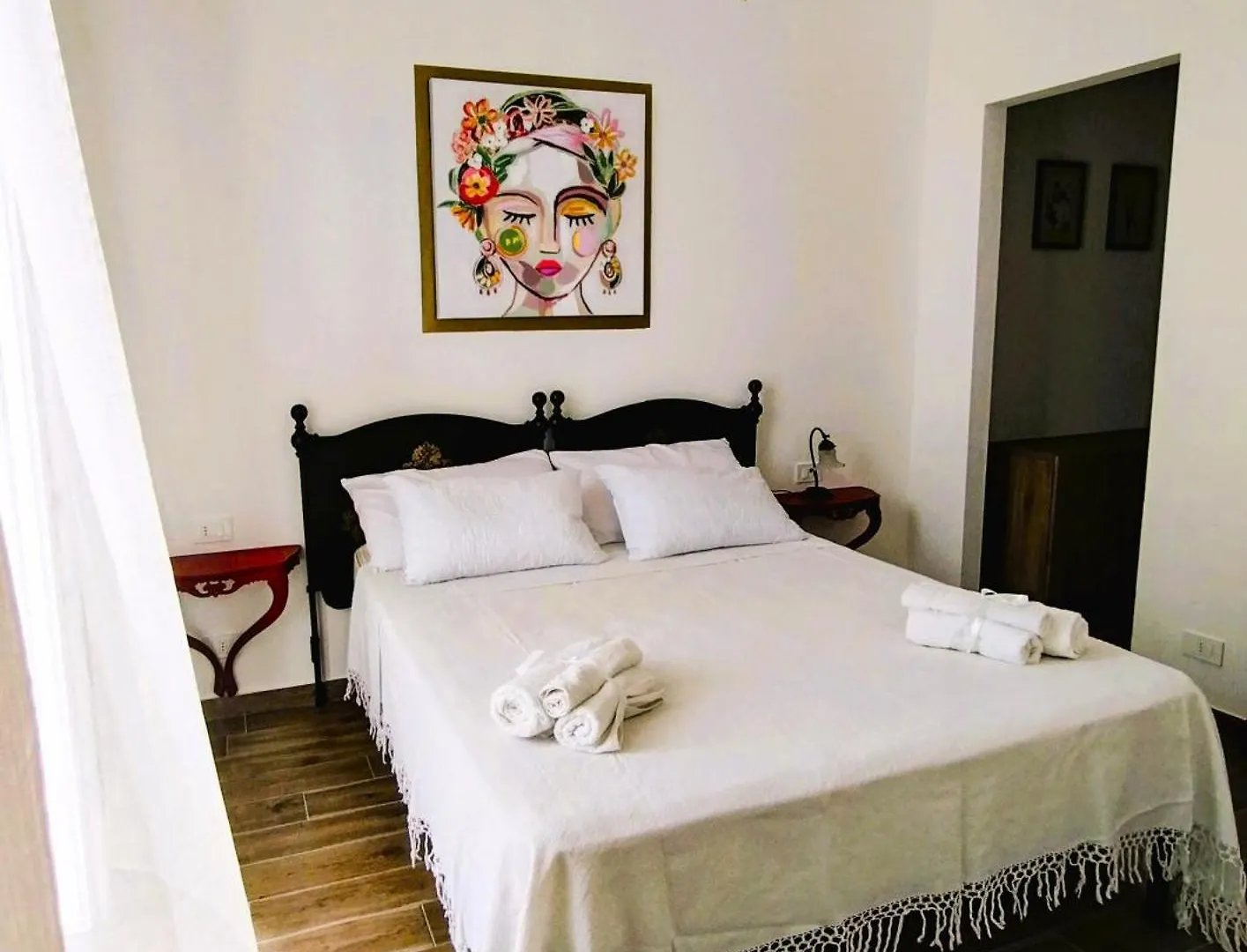 Domus Vetriera Apartment Palermo 0*,  Italy